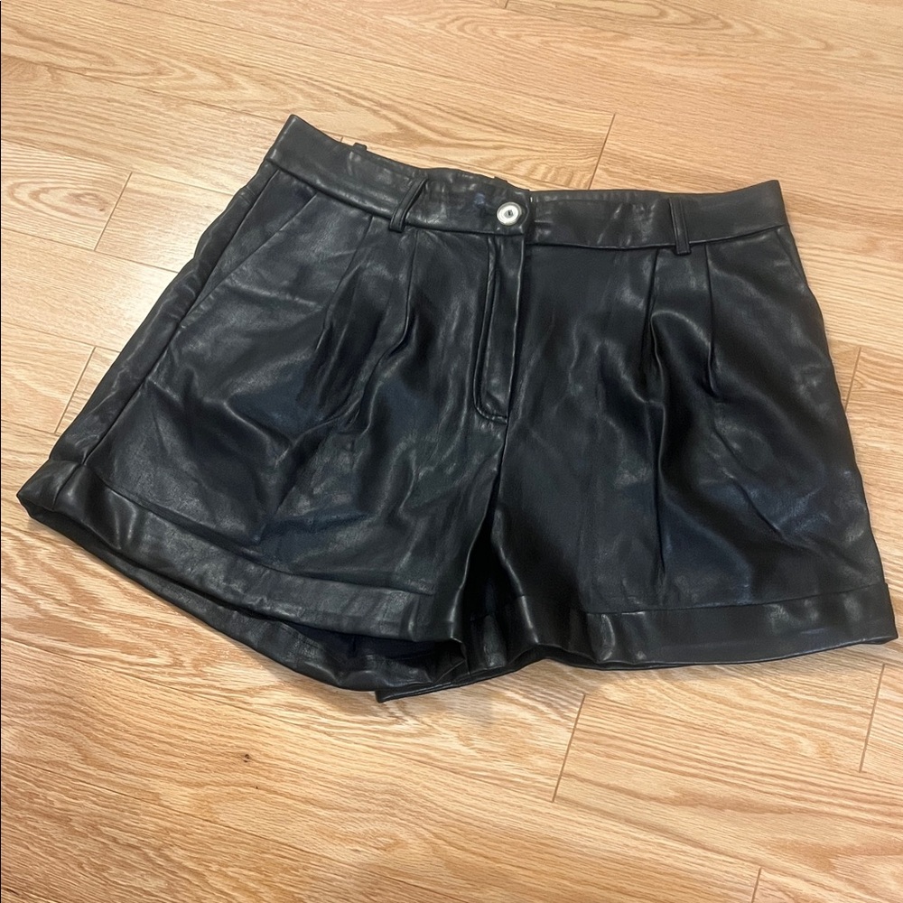 MNG Black Leather Women Shorts M